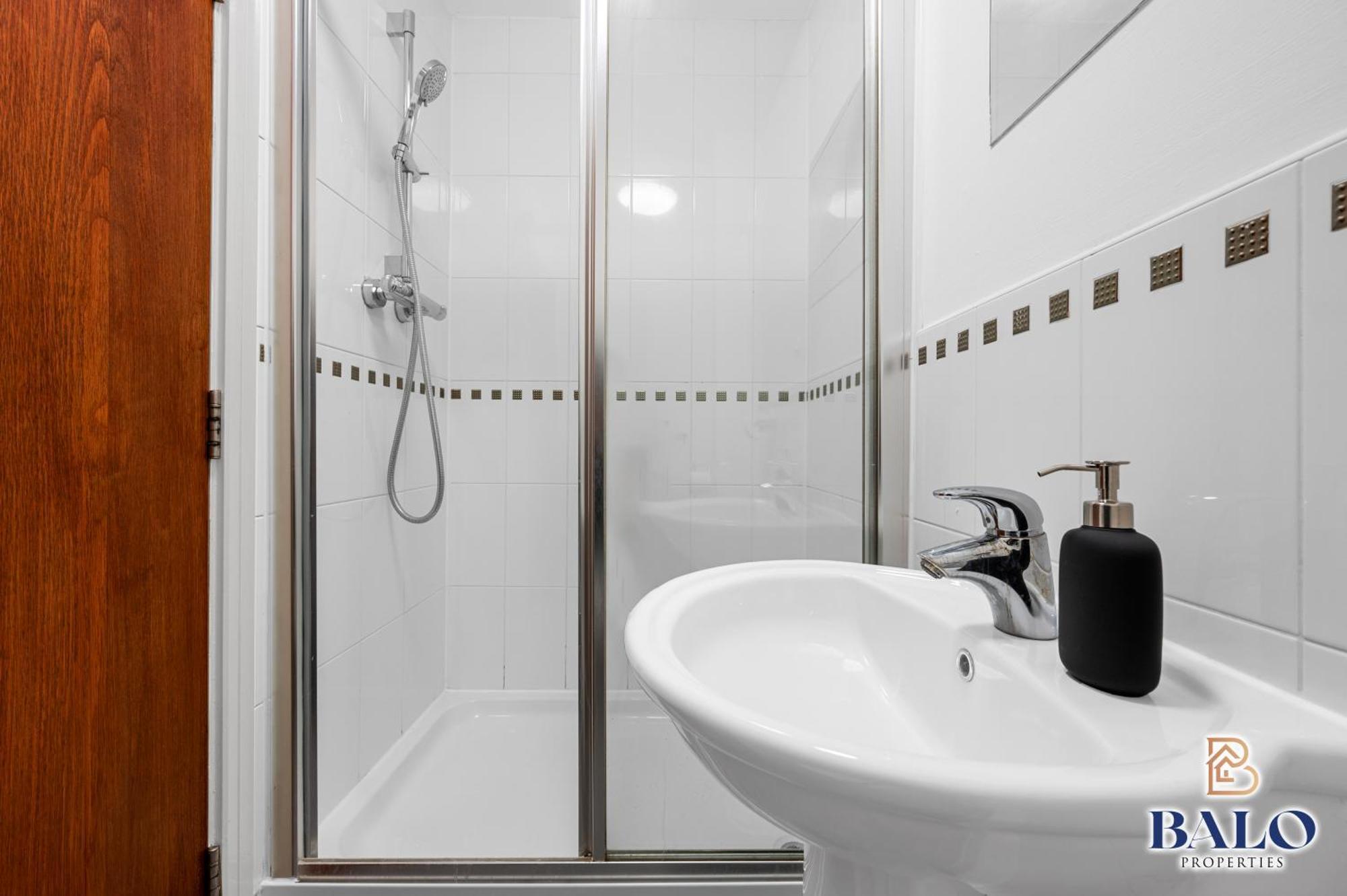 Modern Spacious 2Bedroom Apartment Great! Location By Etihad Mancity Stadium& Coop Live Arena Manchester Eksteriør billede